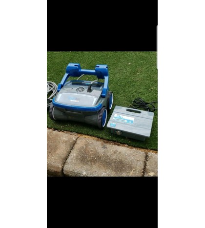 Aquabot Rapids 4WD Automatic Pool Cleaner