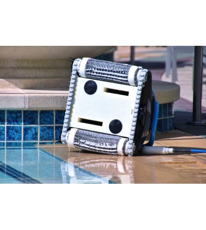 Dolphin Nautilus Plus CleverClean robotic pool cleaner 99996403-PC