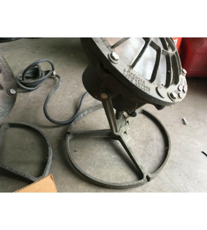 PEM Underwater Light E500