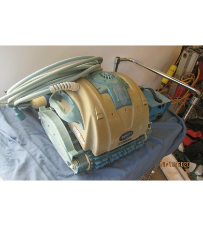 AQUABOT XTREME AUTOMATIC ROBOTIC INGROUND POOL CLEANER
