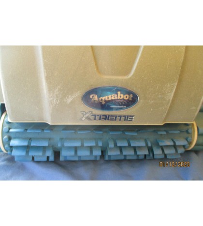 AQUABOT XTREME AUTOMATIC ROBOTIC INGROUND POOL CLEANER