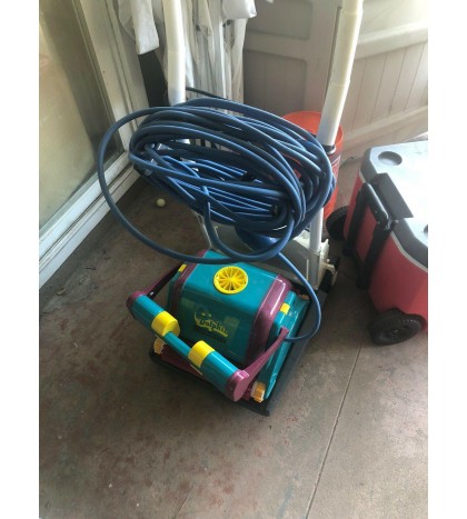 Dolphin Diagnostic Pool Cleaner