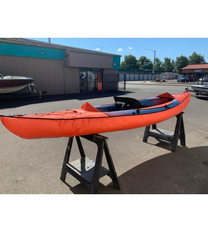 2020 HO sports Beacon Inflatable kayak (incl pump & 2 pc paddle)