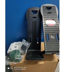 MALONE Stax Xv  Vertical Kayak Carrier- MPG108MD