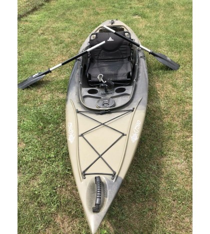 Camo Asend Fishing Kayak 10 Foot Used No Leaks