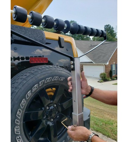 Kayak Loader, light weight and aluminium body, easy assembly and use.