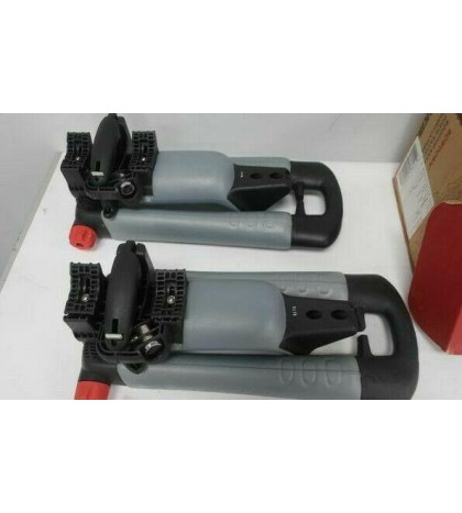 Yakima BowDown PREMIUM J-CRADLE ROOFTOP KAYAK MOUNT