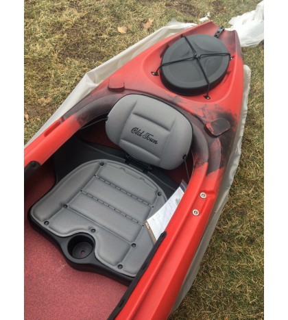 Kayak old town vapor 10xt  please be local and able to drive and pick it up