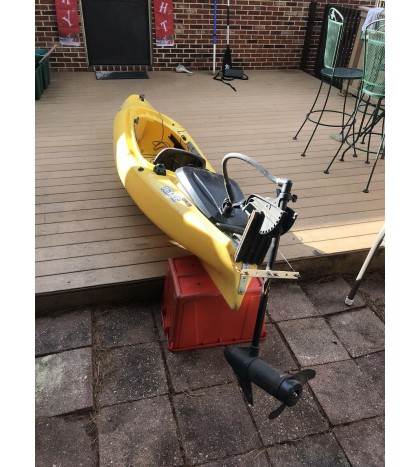 10 Ft Old Town Vapor Kayak With Trolling Motor Custom Used