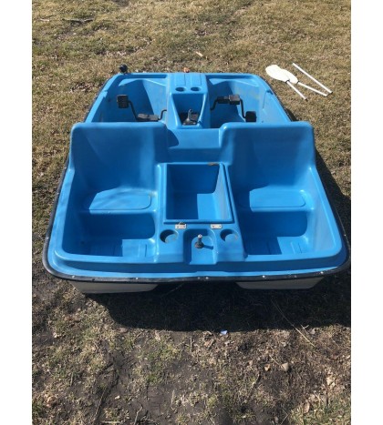 Sea Hawk 4 Person PEDAL Paddle Boat Watercraft (No Canopy Or Title) Cornell Ill