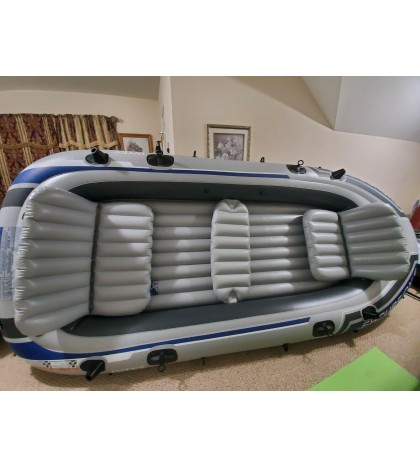 Intex 68325EP Excursion 5 Person Boat Set.Use 1 time only.